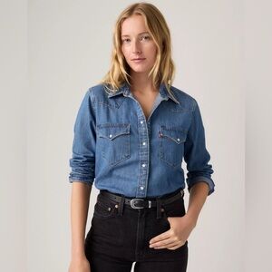 LEVI’S ULTIMATE WESTERN DENIM SHIRT